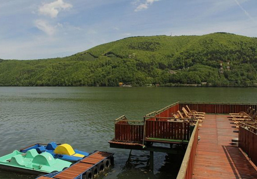 Domki nad jeziorem Lord